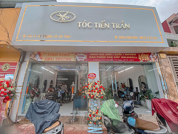 Salon Tiến Trần